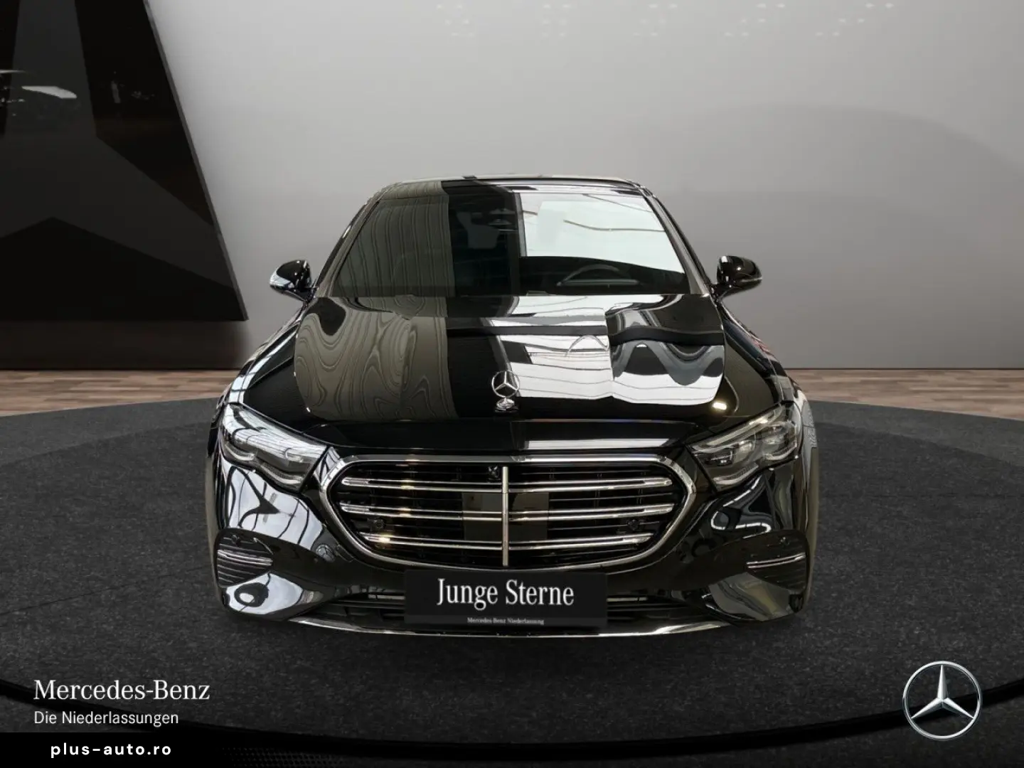 MERCEDES-BENZ E 220 d EXCLUSIVE Prem. Bur4D 20  AMG HA-Lenk