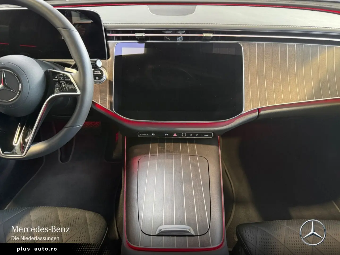 MERCEDES-BENZ E 220 d EXCLUSIVE Prem. Bur4D 20  AMG HA-Lenk