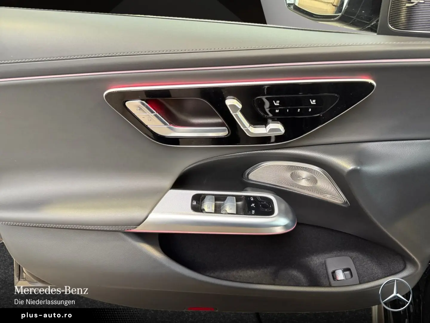 MERCEDES-BENZ E 220 d EXCLUSIVE Prem. Bur4D 20  AMG HA-Lenk