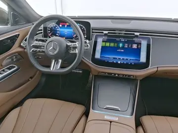 MERCEDES-BENZ E 220 d AMG Line Advanced Burmester4D Night 20