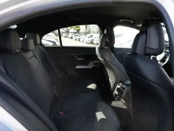 MERCEDES-BENZ E 300 e AMG-Sport DIGITAL 360 Burm Nig…