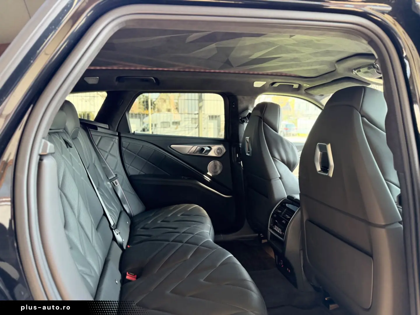 BMW XM B&W AHK M-DRIVERs PACKAGE BMW GARANTIE