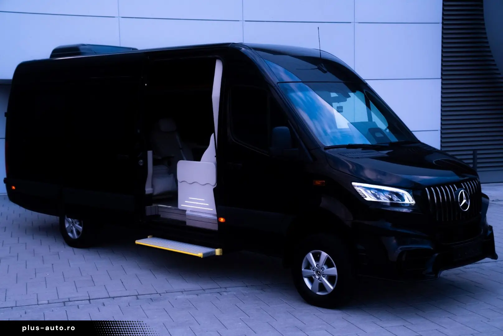 MERCEDES-BENZ Sprinter 319 CDI L 4x4 VIP 8 1 TV EXCL&hellip;