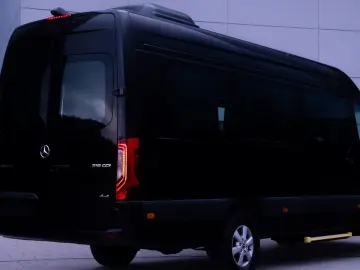 MERCEDES-BENZ Sprinter 319 CDI L 4x4 VIP 8 1 TV EXCL…