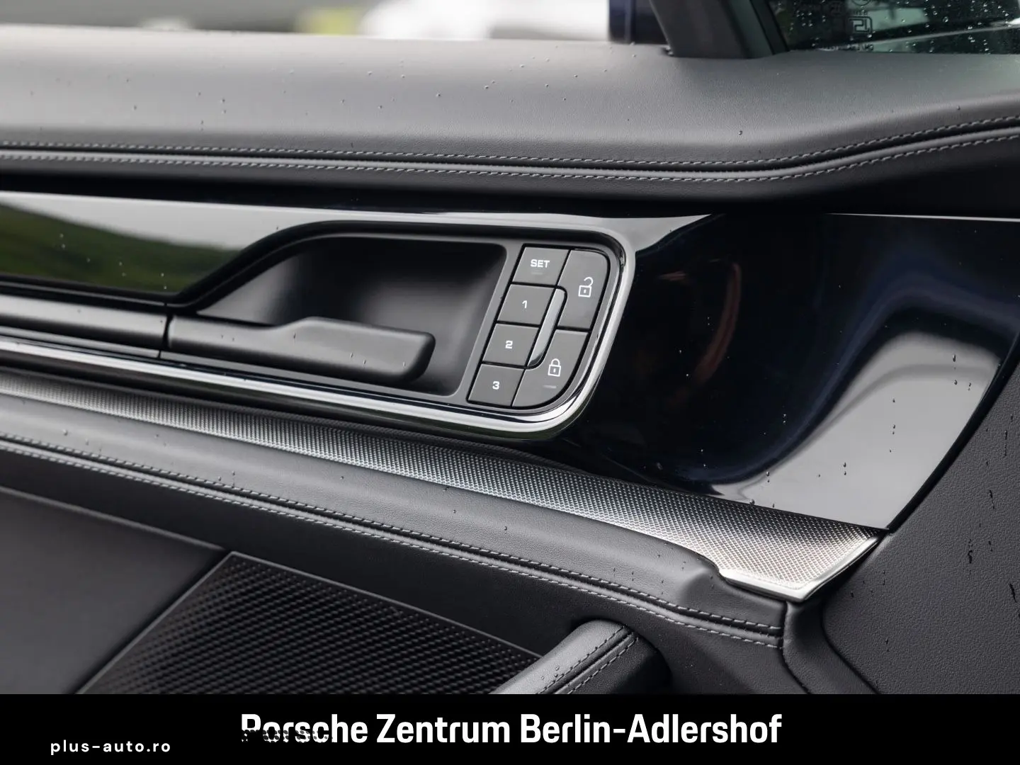 PORSCHE Panamera 4S E-Hybrid HA-Lenkung Head-Up Display