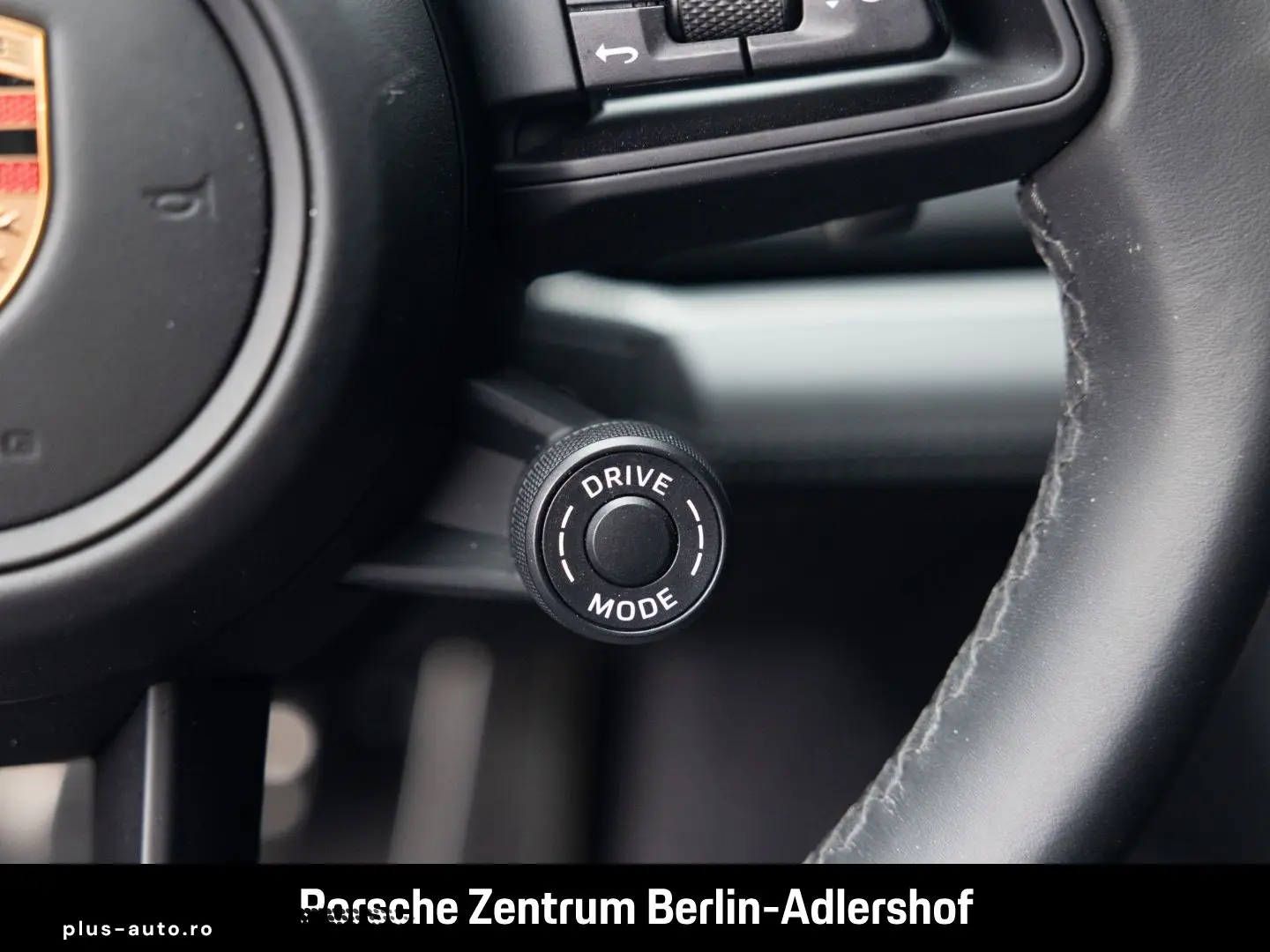 PORSCHE Panamera 4S E-Hybrid HA-Lenkung Head-Up Display