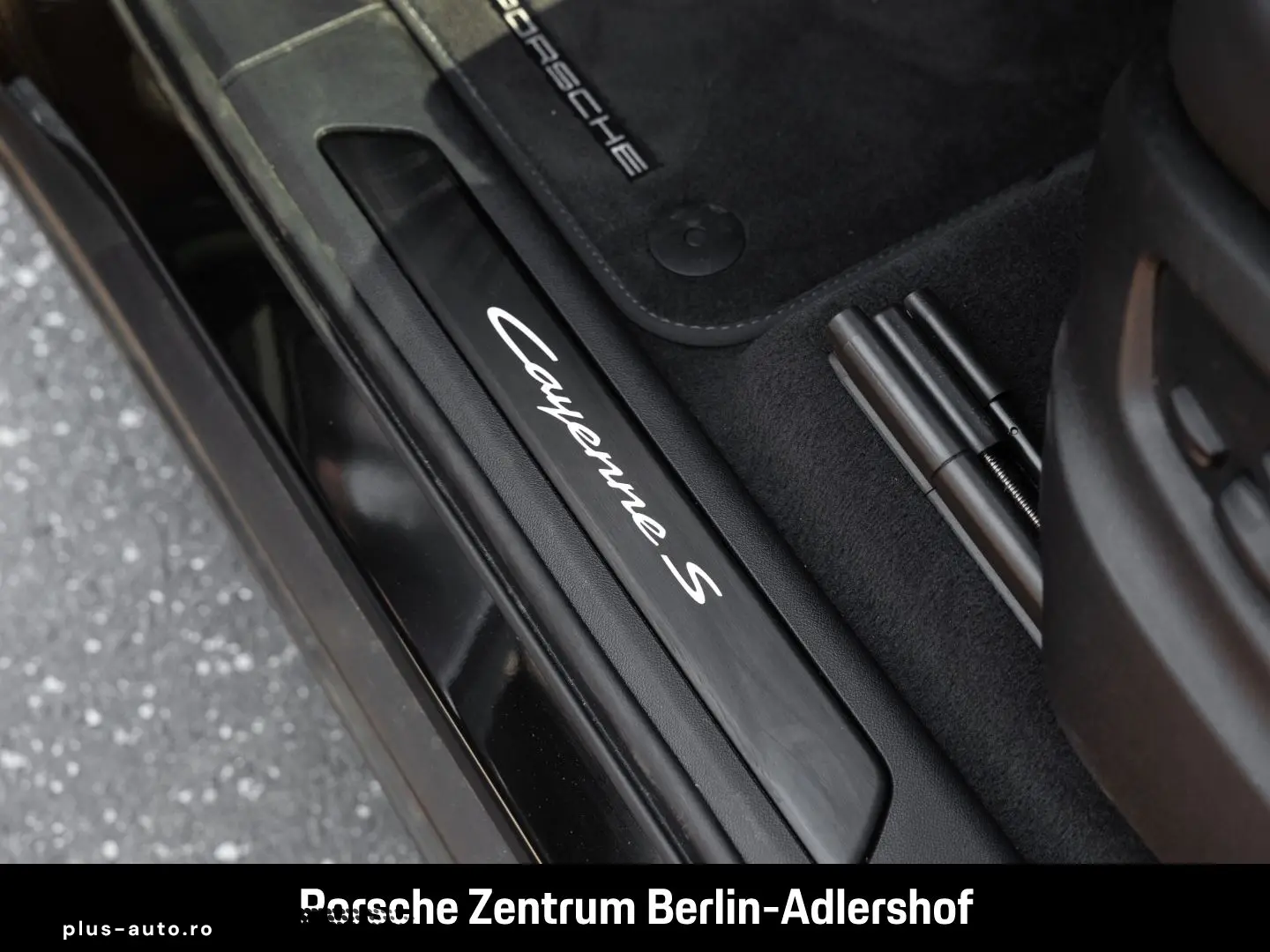 PORSCHE Cayenne S E-Hybrid Coupe Burmester Nachtsicht