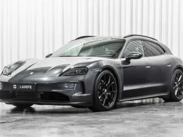 PORSCHE Taycan Sport Turismo Performance Plus Pano BOSE