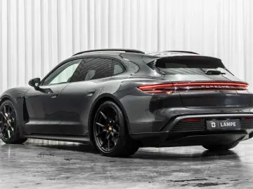 PORSCHE Taycan Sport Turismo Performance Plus Pano BOSE