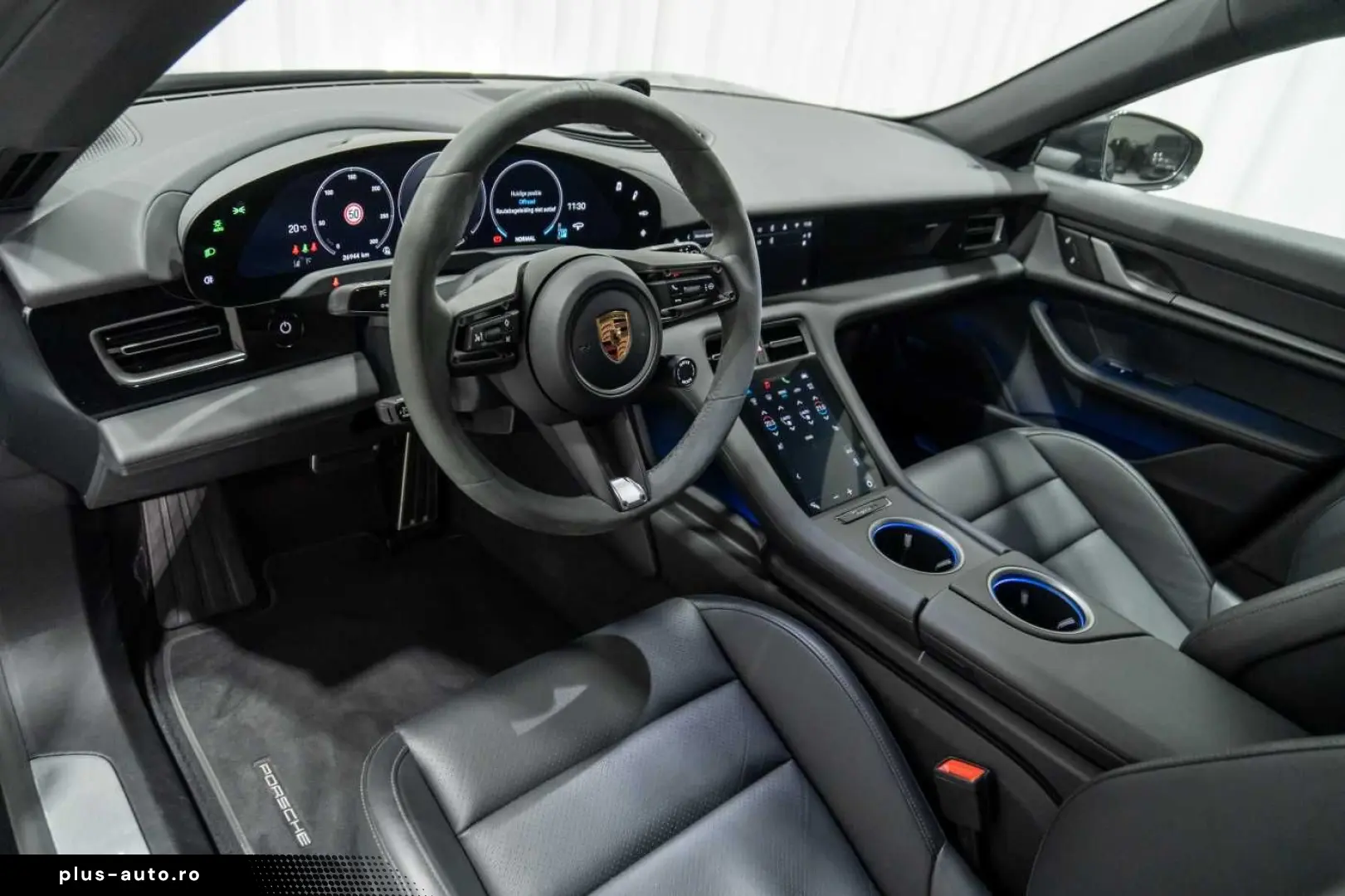 PORSCHE Taycan Sport Turismo Performance Plus Pano BOSE