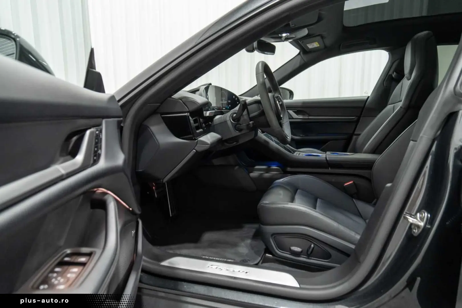PORSCHE Taycan Sport Turismo Performance Plus Pano BOSE