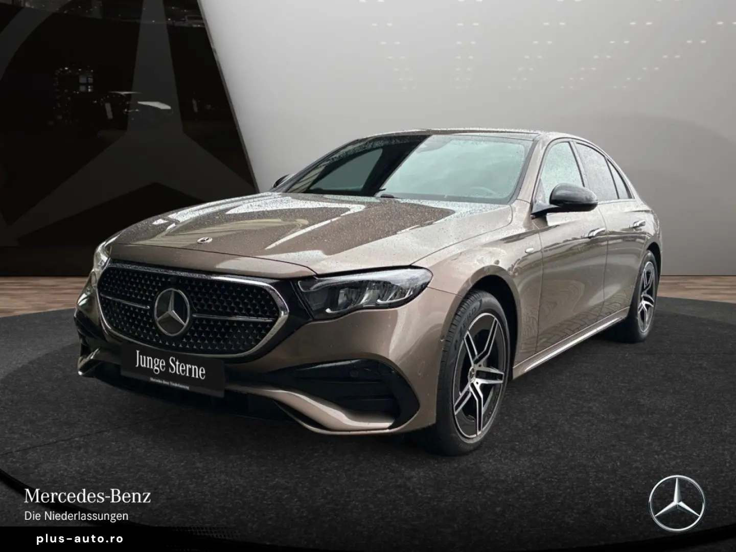 MERCEDES-BENZ E 300 de 4M AMG Adv. AHK NIGHT DISTRON&hellip;