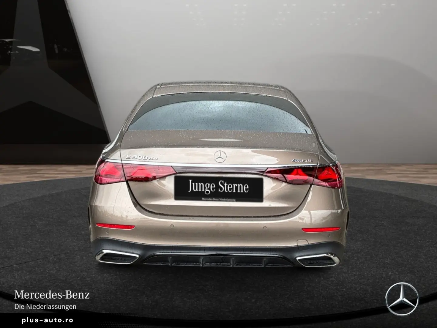 MERCEDES-BENZ E 300 de 4M AMG Adv. AHK NIGHT DISTRON&hellip;
