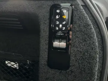 LAND ROVER RANGE ROVER P550e Autobiography Luft Massage SD