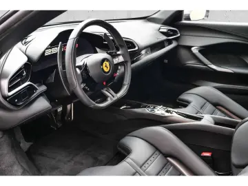 FERRARI 296 GTB  Carbon LED Lift Daytona-Racingseats JBL