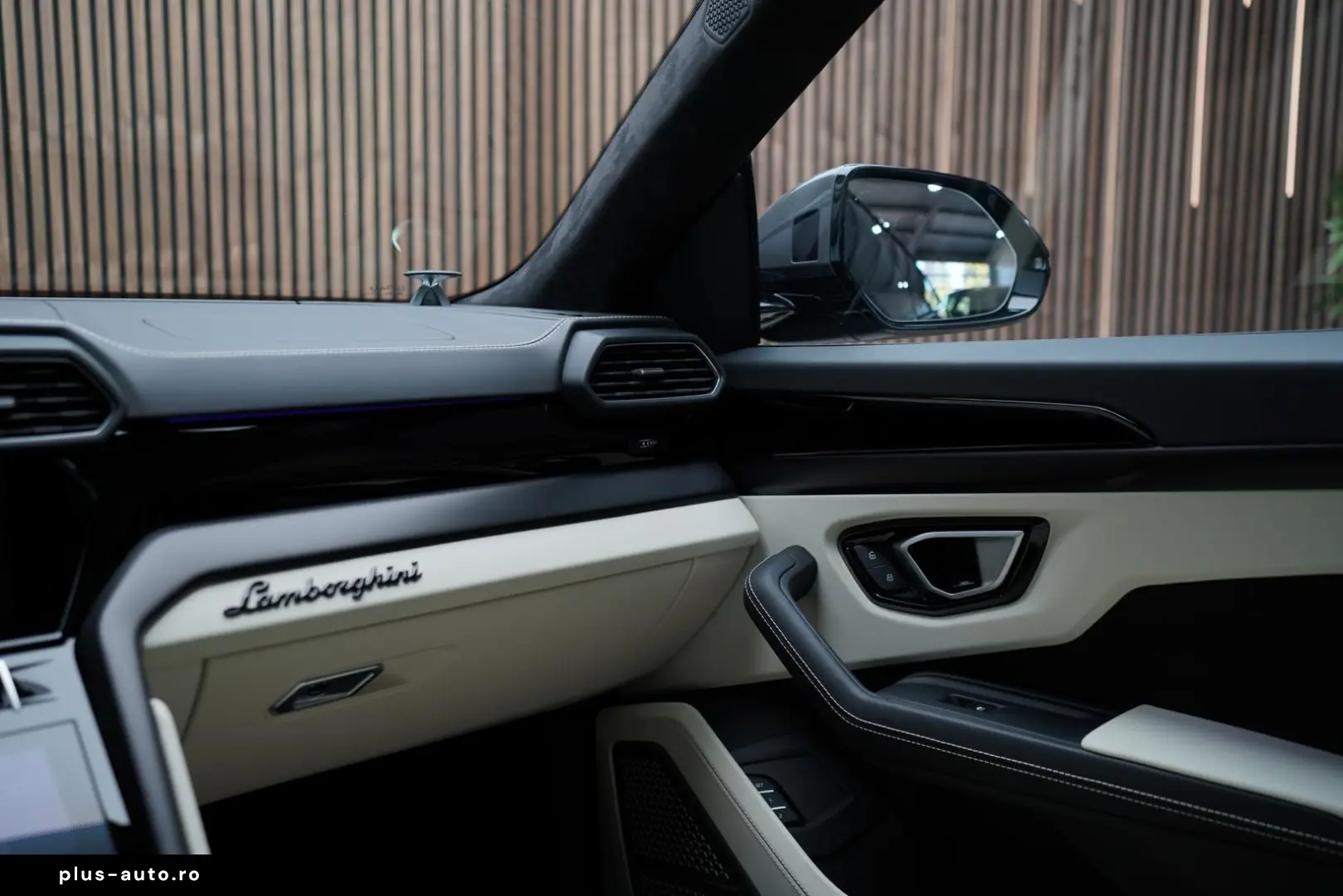 LAMBORGHINI Urus S   B&O   AHK   Night   HuD   Pano   Beige