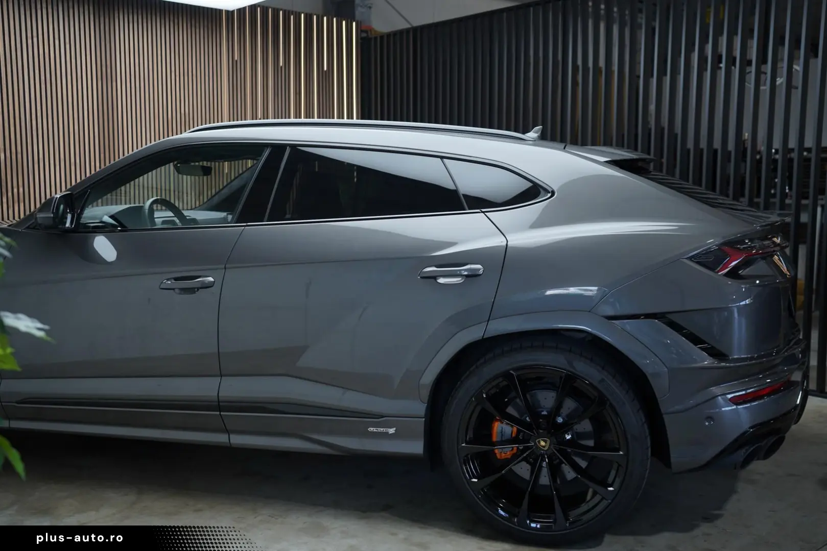 LAMBORGHINI Urus S   B&O   AHK   Night   HuD   Pano   Beige