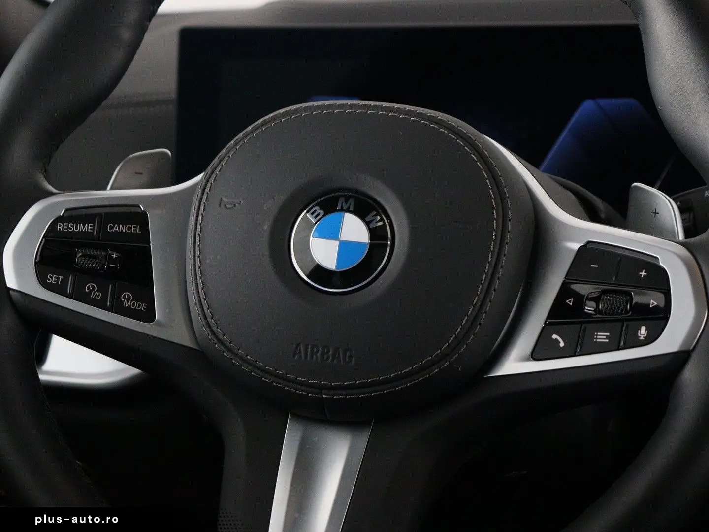 BMW X7 xDrive40i M-Sport Pro Iconic glow grille
