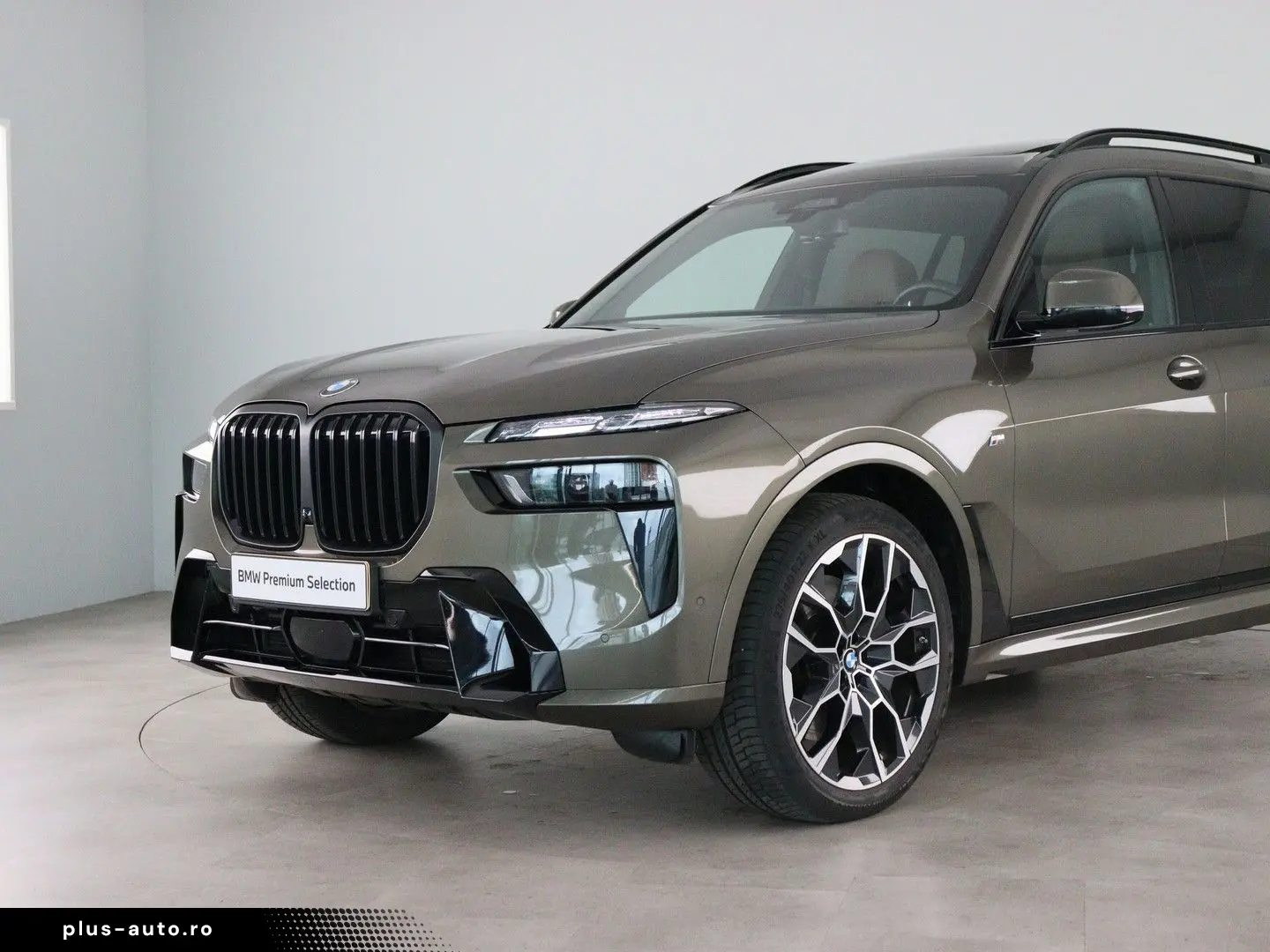 BMW X7 xDrive40i M-Sport Pro Iconic glow grille