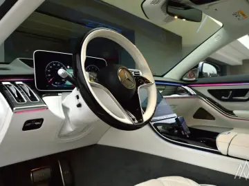 MERCEDES-BENZ S 680 Mercedes-Maybach 4MATIC