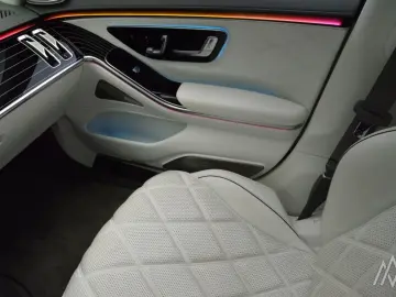 MERCEDES-BENZ S 680 Mercedes-Maybach 4MATIC
