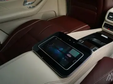 MERCEDES-BENZ GLS 600 Mercedes-Maybach 4MATIC
