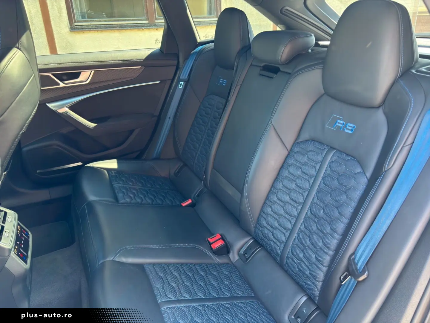 AUDI RS6 Performance -LASER-PANO-AIR-B&O-ACC-