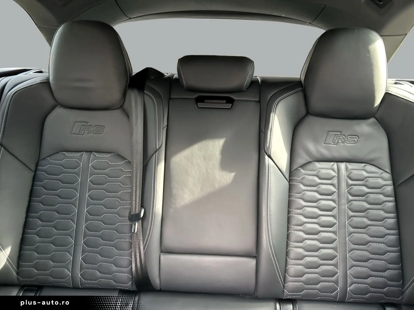 AUDI RS6 MATRIX B&O PANO 280 km h  HUD AHK 360 KAMERA