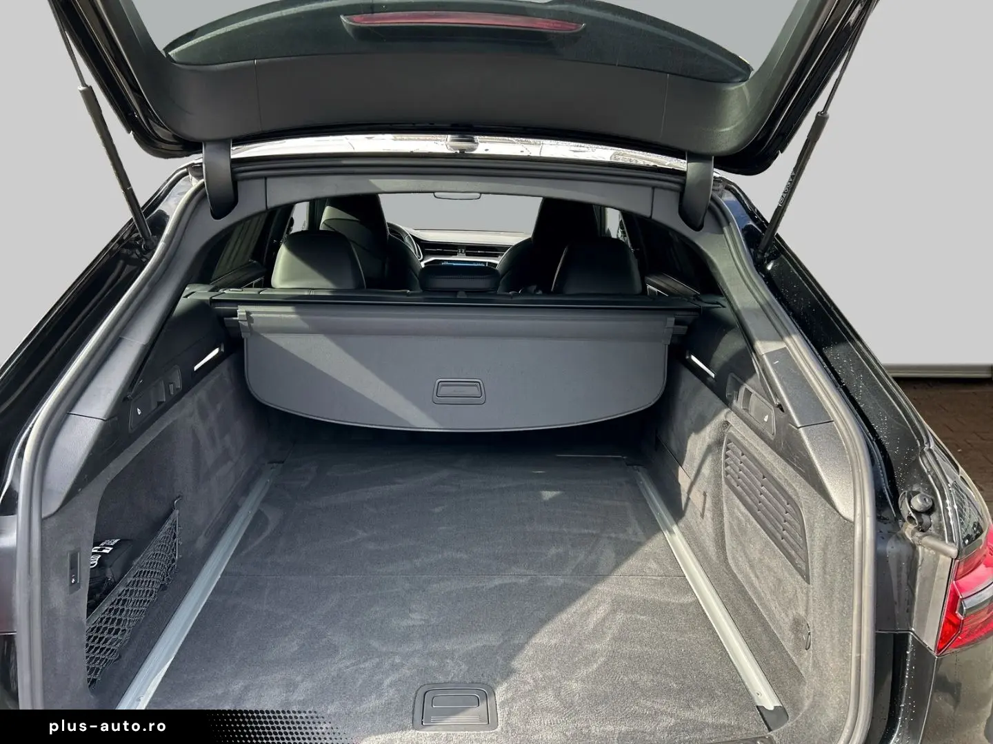 AUDI RS6 MATRIX B&O PANO 280 km h  HUD AHK 360 KAMERA