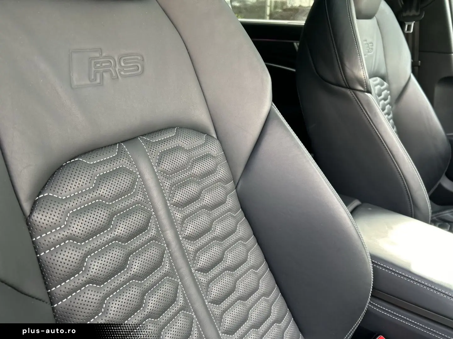 AUDI RS6 MATRIX B&O PANO 280 km h  HUD AHK 360 KAMERA