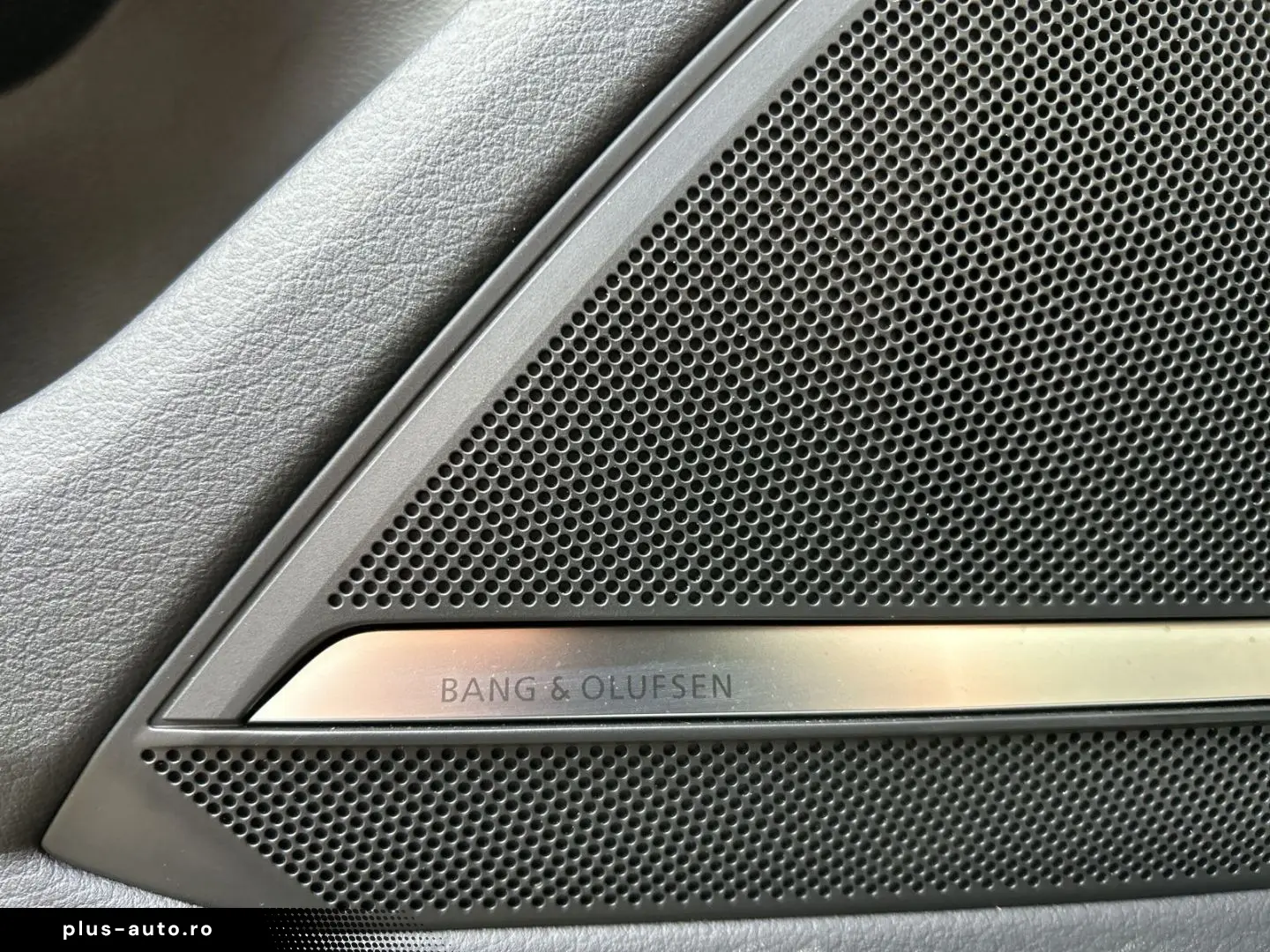 AUDI RS6 MATRIX B&O PANO 280 km h  HUD AHK 360 KAMERA
