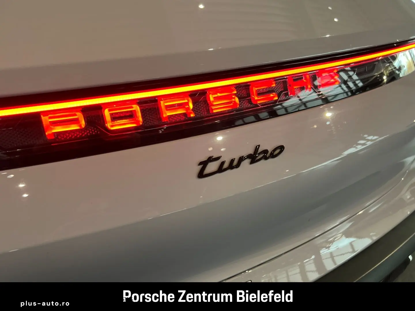 PORSCHE Taycan Turbo Sport Turismo Burmester HA-Lenkung