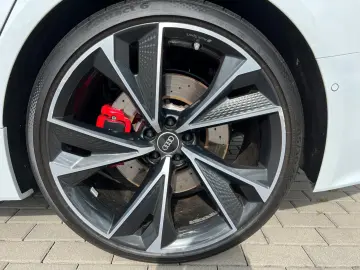 AUDI RS7 4.0 TFSI Biturbo B&O N.Vision Pano