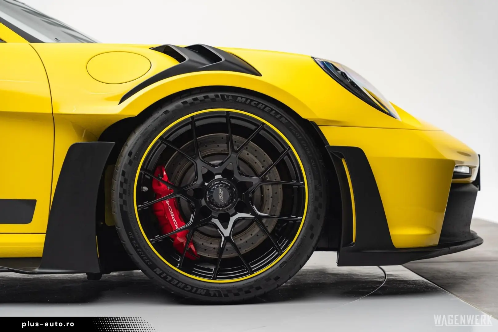 PORSCHE 992 GT3 RS PDK RACINGGELB CLUBSPORT 90LITER PDLS