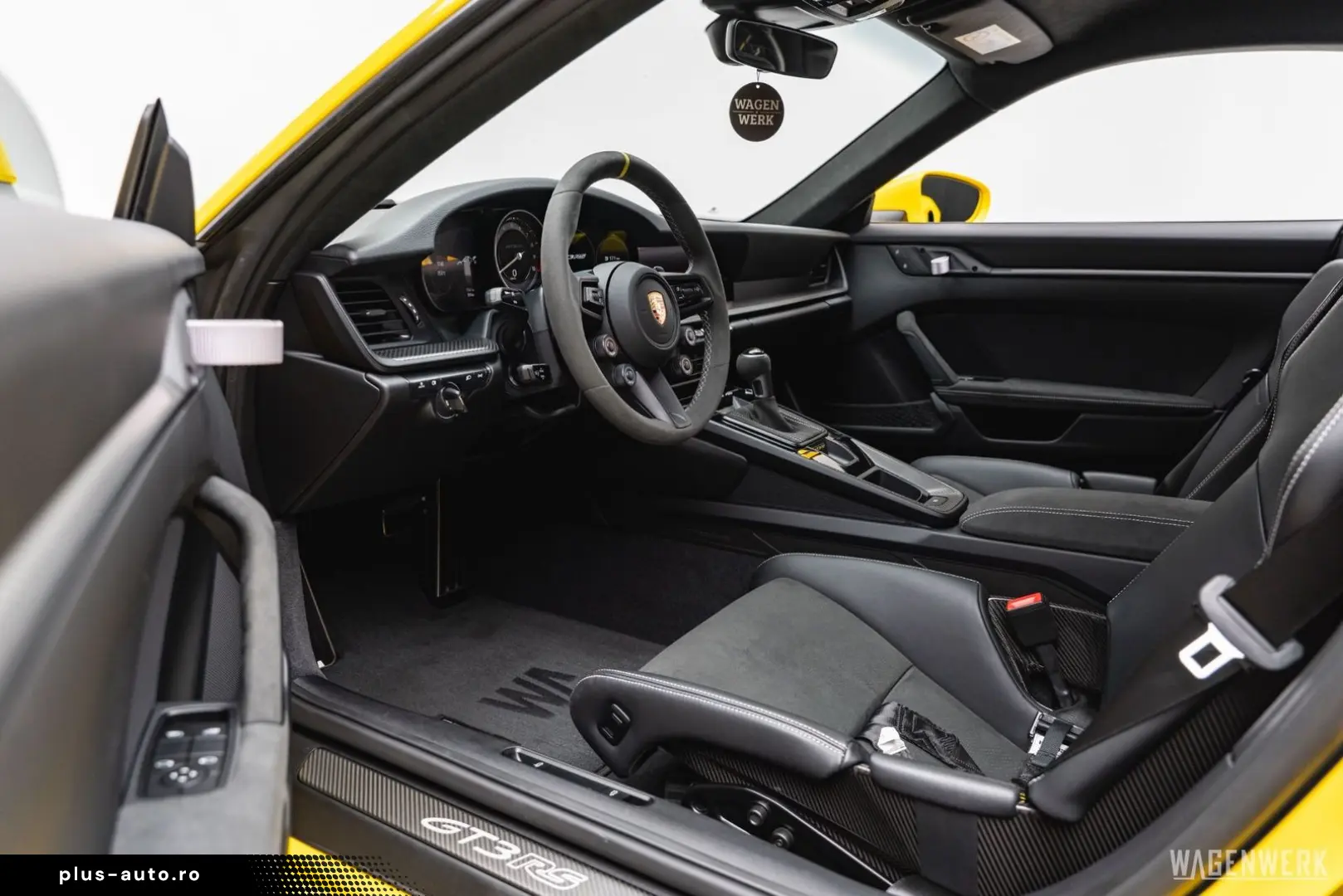 PORSCHE 992 GT3 RS PDK RACINGGELB CLUBSPORT 90LITER PDLS