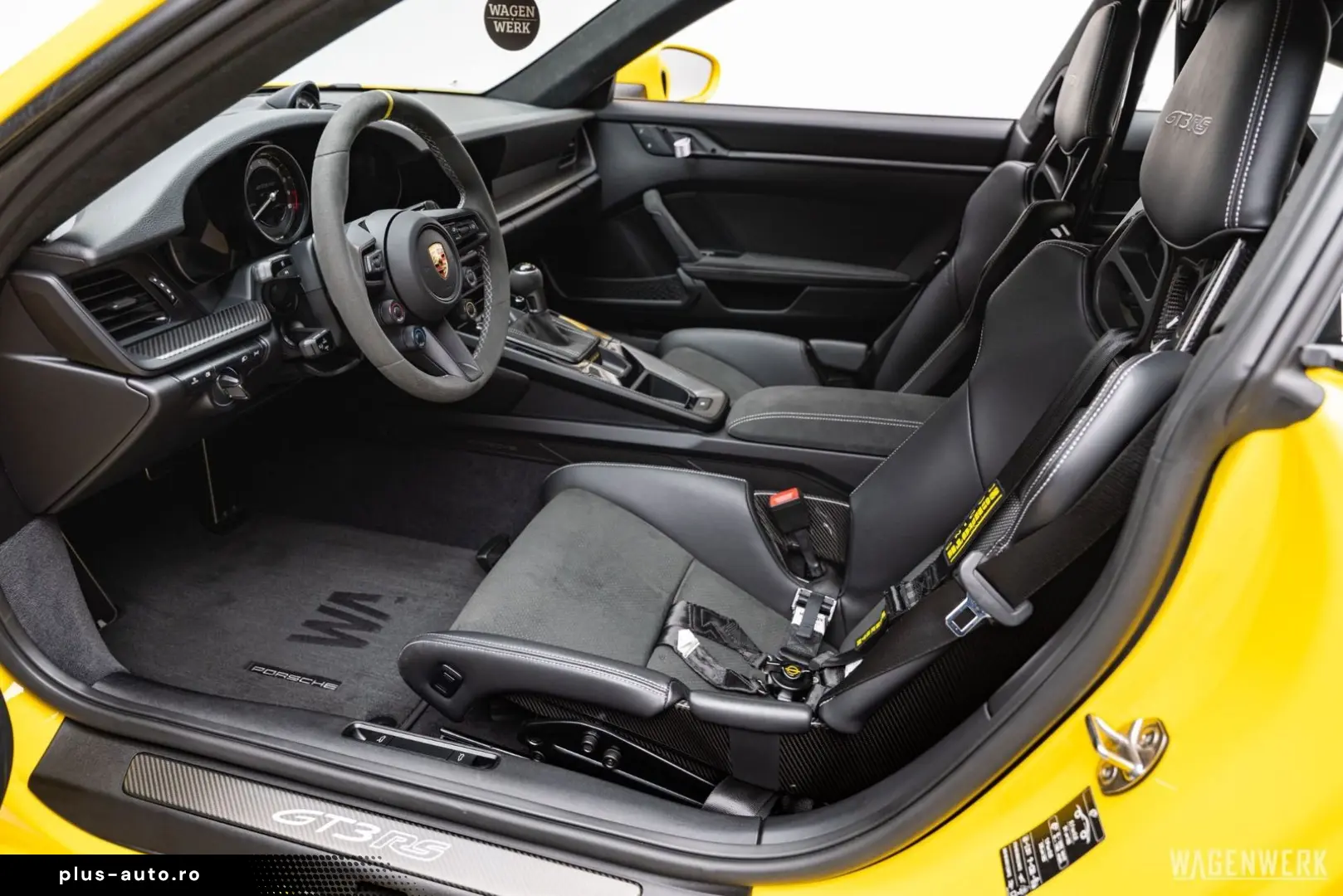 PORSCHE 992 GT3 RS PDK RACINGGELB CLUBSPORT 90LITER PDLS