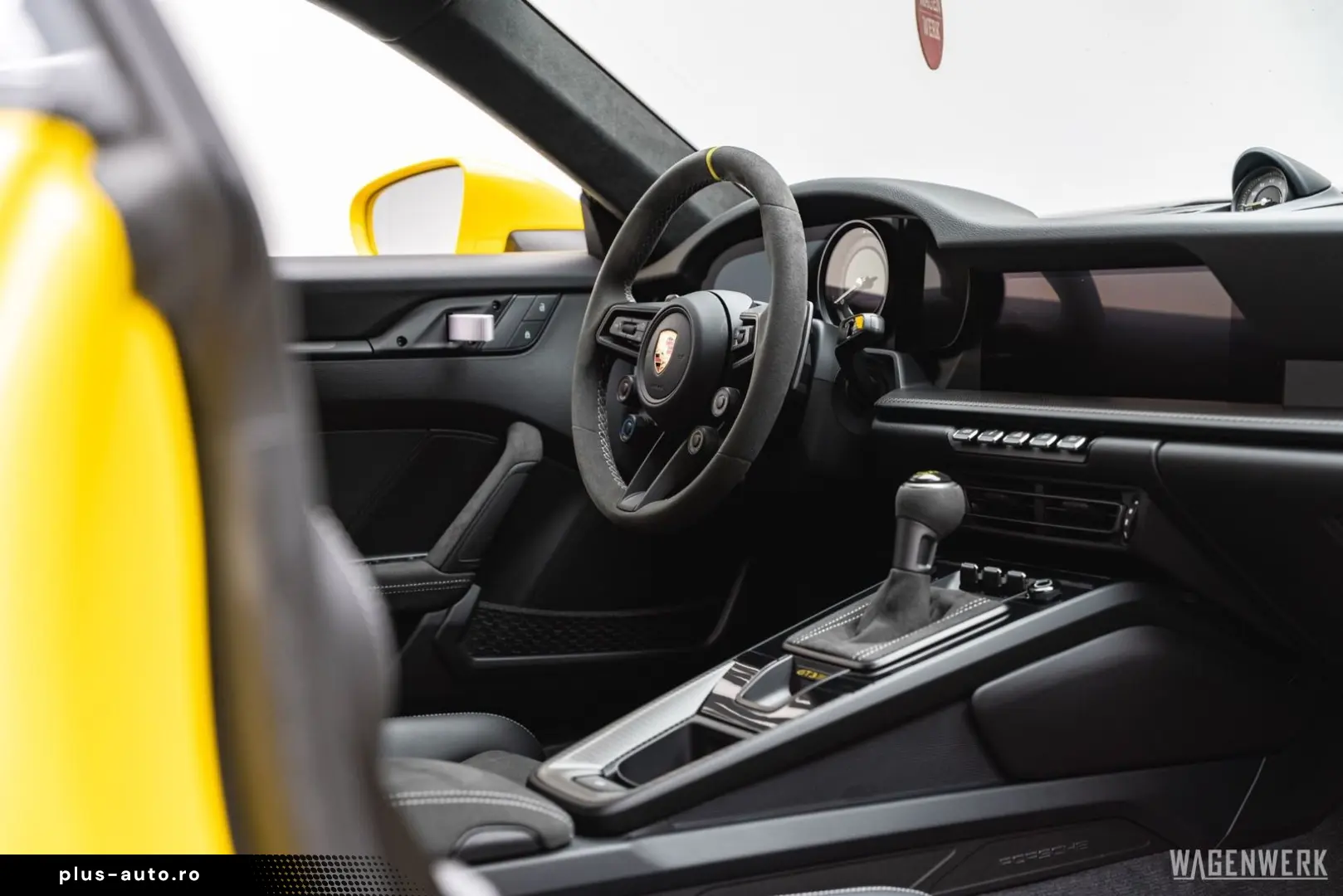 PORSCHE 992 GT3 RS PDK RACINGGELB CLUBSPORT 90LITER PDLS