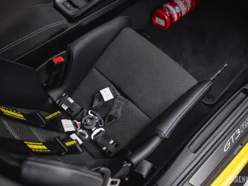PORSCHE 992 GT3 RS PDK RACINGGELB CLUBSPORT 90LITER PDLS