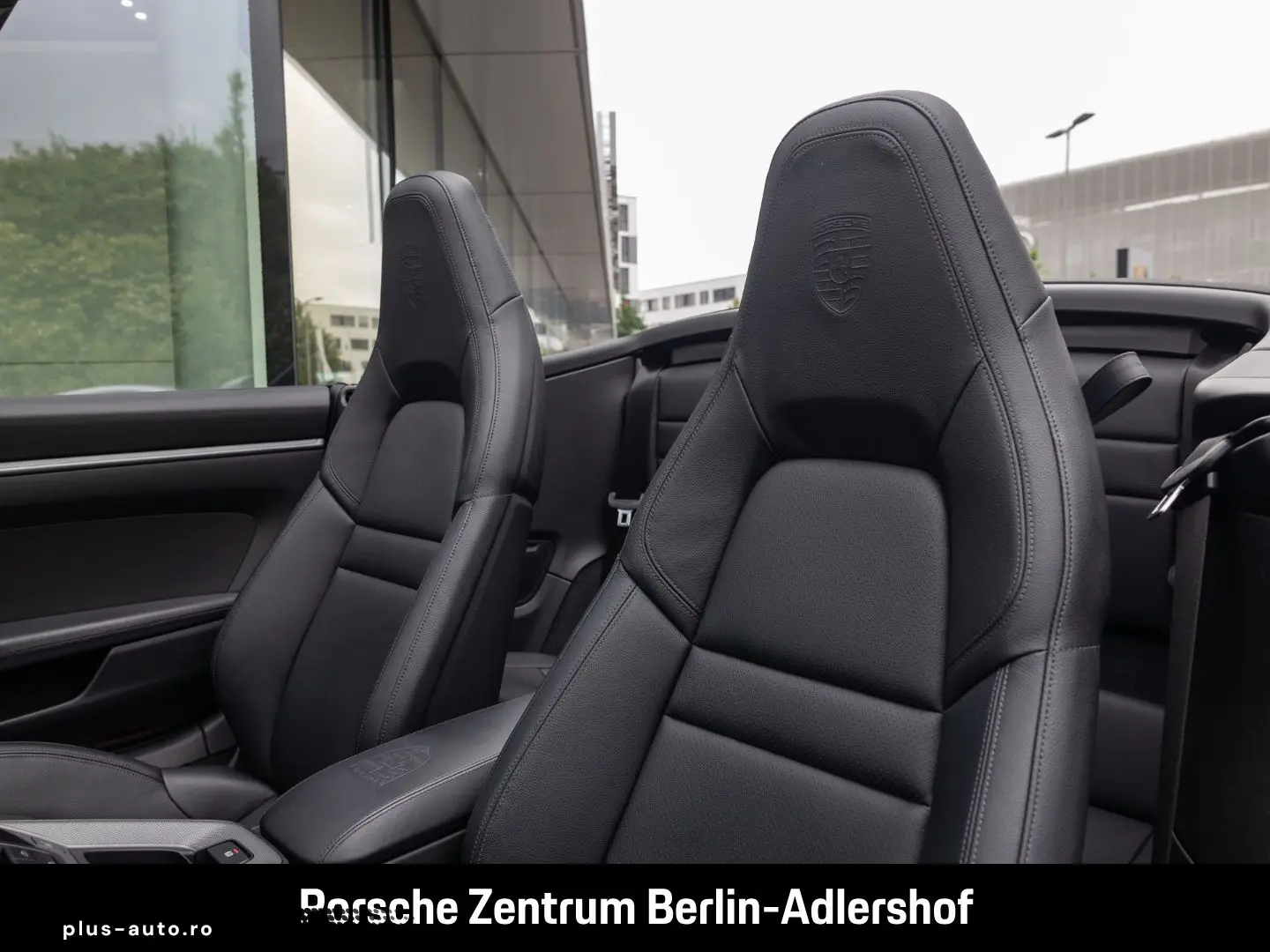 PORSCHE 992 911 Carrera Cabrio Sportabgas Surround View