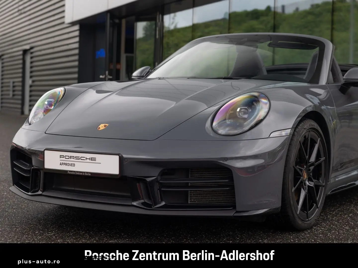 PORSCHE 992 911 Carrera Cabrio Sportabgas Surround View