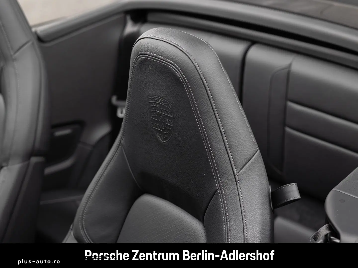 PORSCHE 992 911 Carrera Cabrio Sportabgas Surround View
