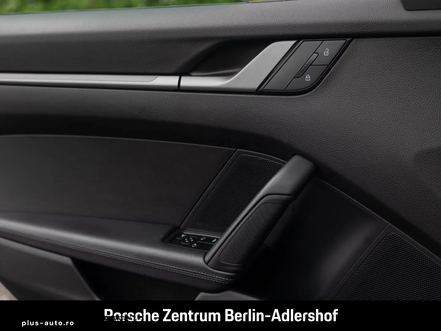 PORSCHE 992 911 Carrera Cabrio Sportabgas Surround View