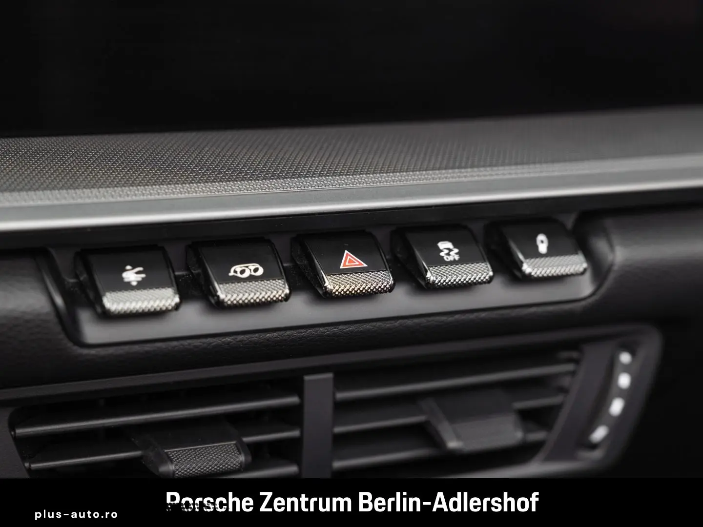 PORSCHE 992 911 Carrera Cabrio Sportabgas Surround View