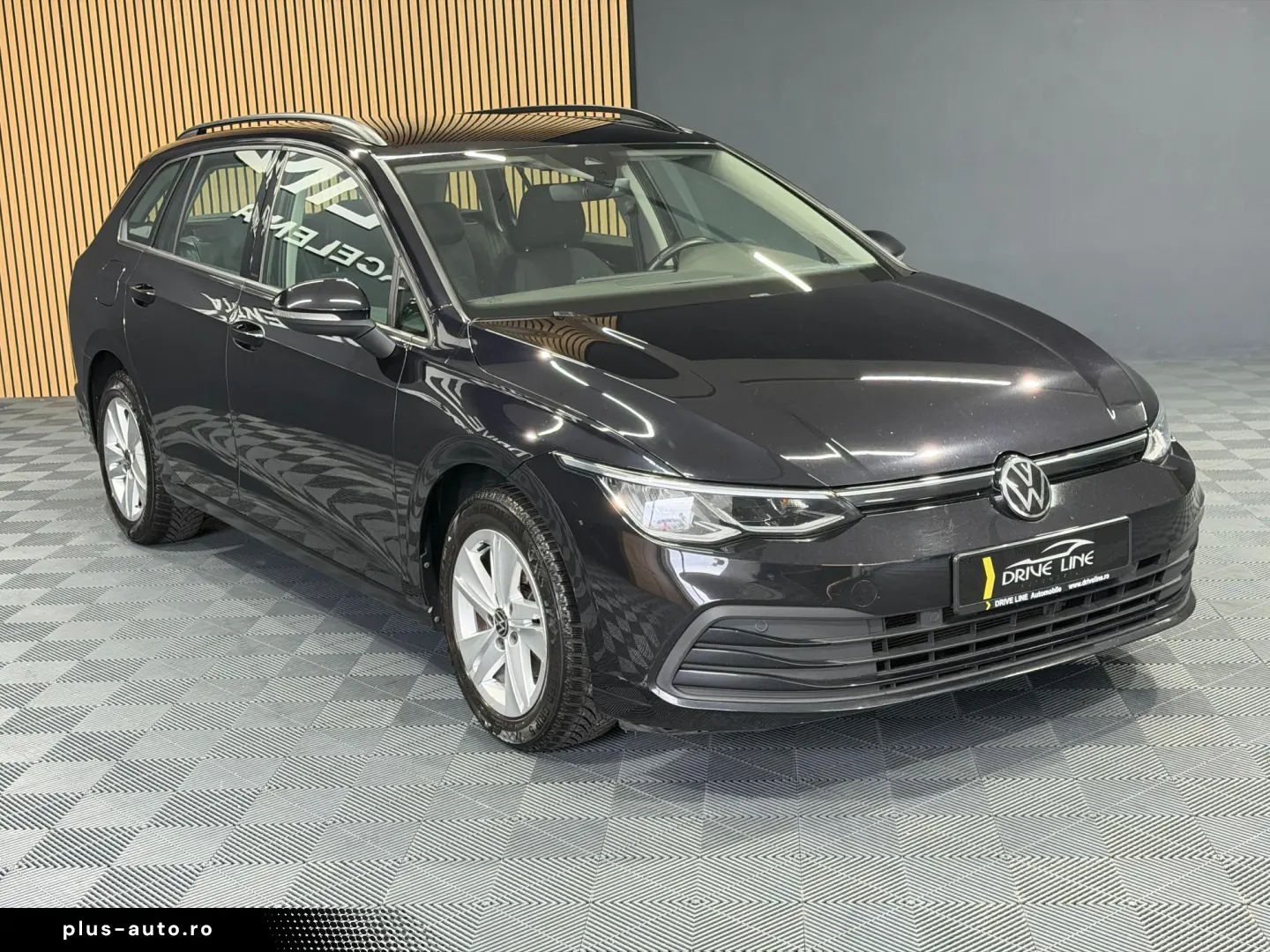 Volkswagen Golf Variant VIII 1.0 eTSI 81kW DSG Life 5d