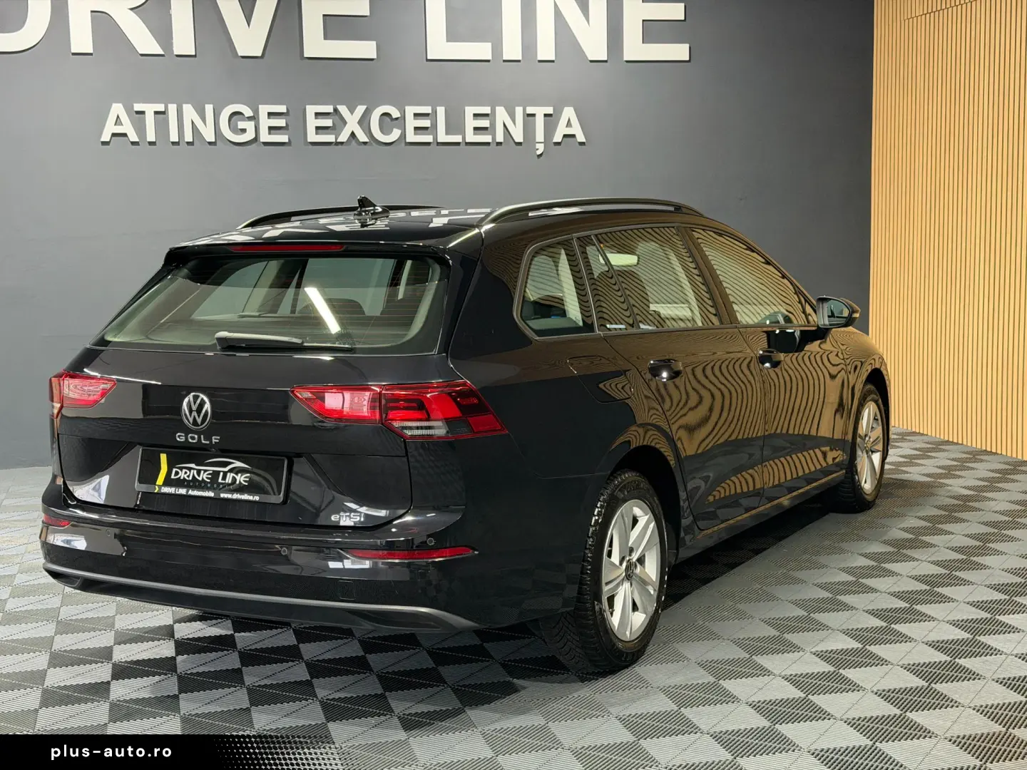 Volkswagen Golf Variant VIII 1.0 eTSI 81kW DSG Life 5d
