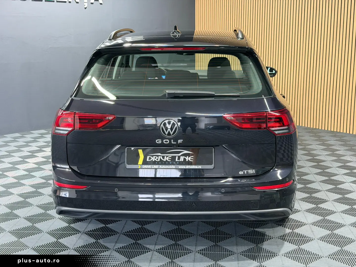 Volkswagen Golf Variant VIII 1.0 eTSI 81kW DSG Life 5d