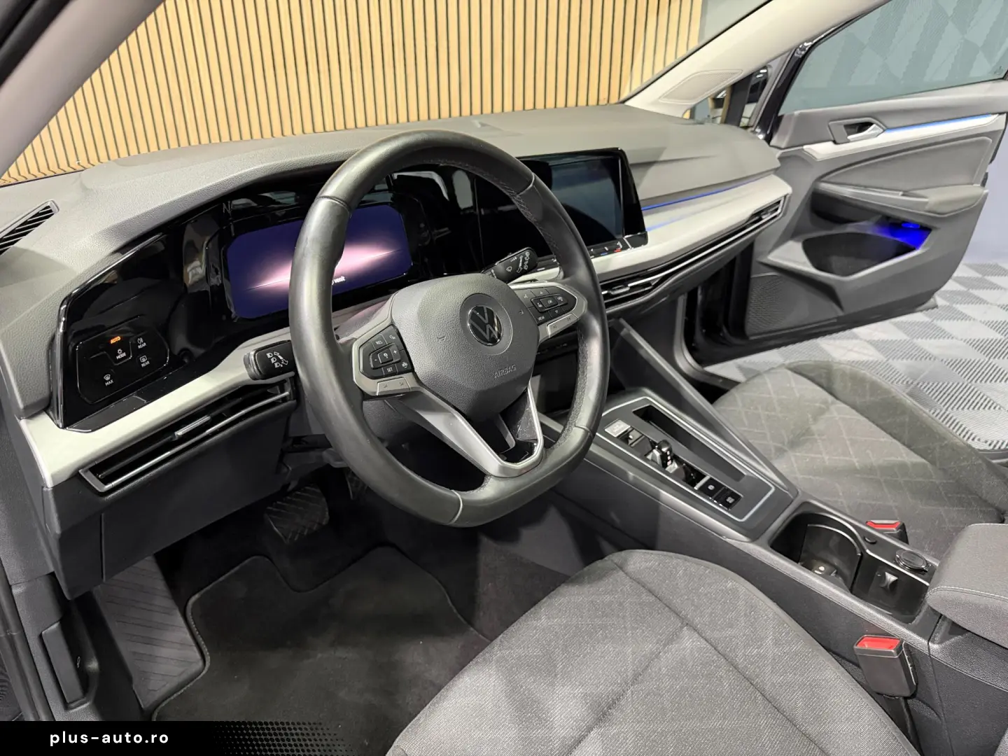 Volkswagen Golf Variant VIII 1.0 eTSI 81kW DSG Life 5d