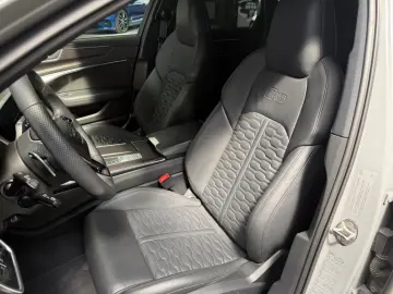 AUDI RS6 Avant 4.0 TFSI Quattro Keramik 22Zoll AHK