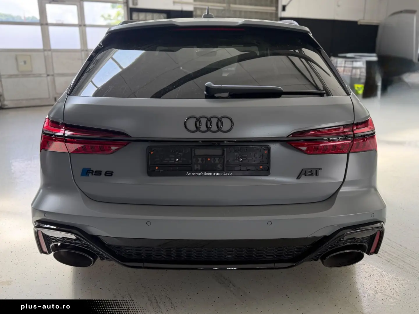 AUDI RS6 Avant 4.0 TFSI Quattro Keramik 22Zoll AHK