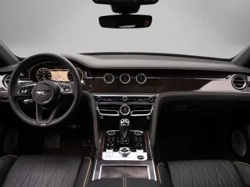 BENTLEY Flying Spur W12 Mulliner Driving Spec